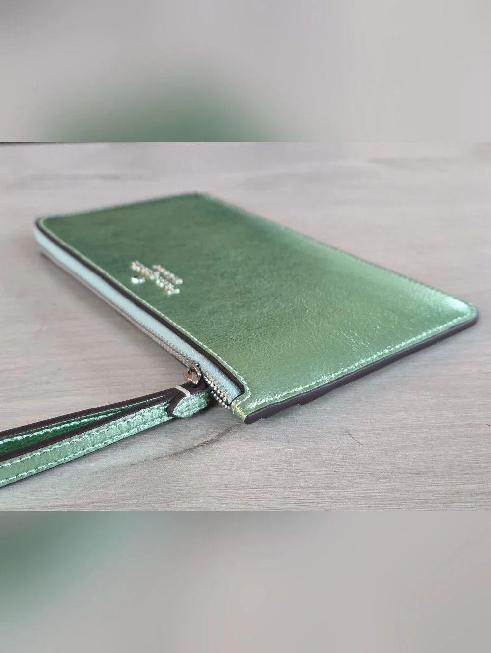 Kate Spade Lucy L-Zip Wristlet Metallic Seawater Green